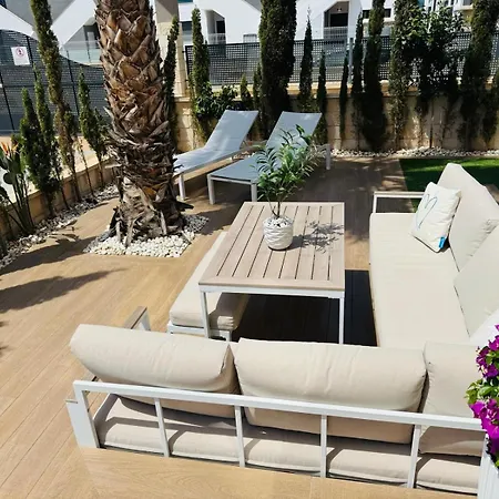 Apartament Zenia South Faced Groundfloor *